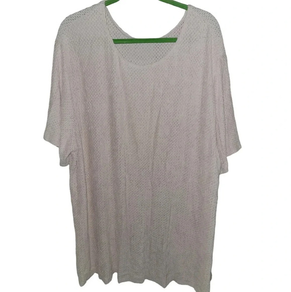 Plus size top - Picture 1 of 2